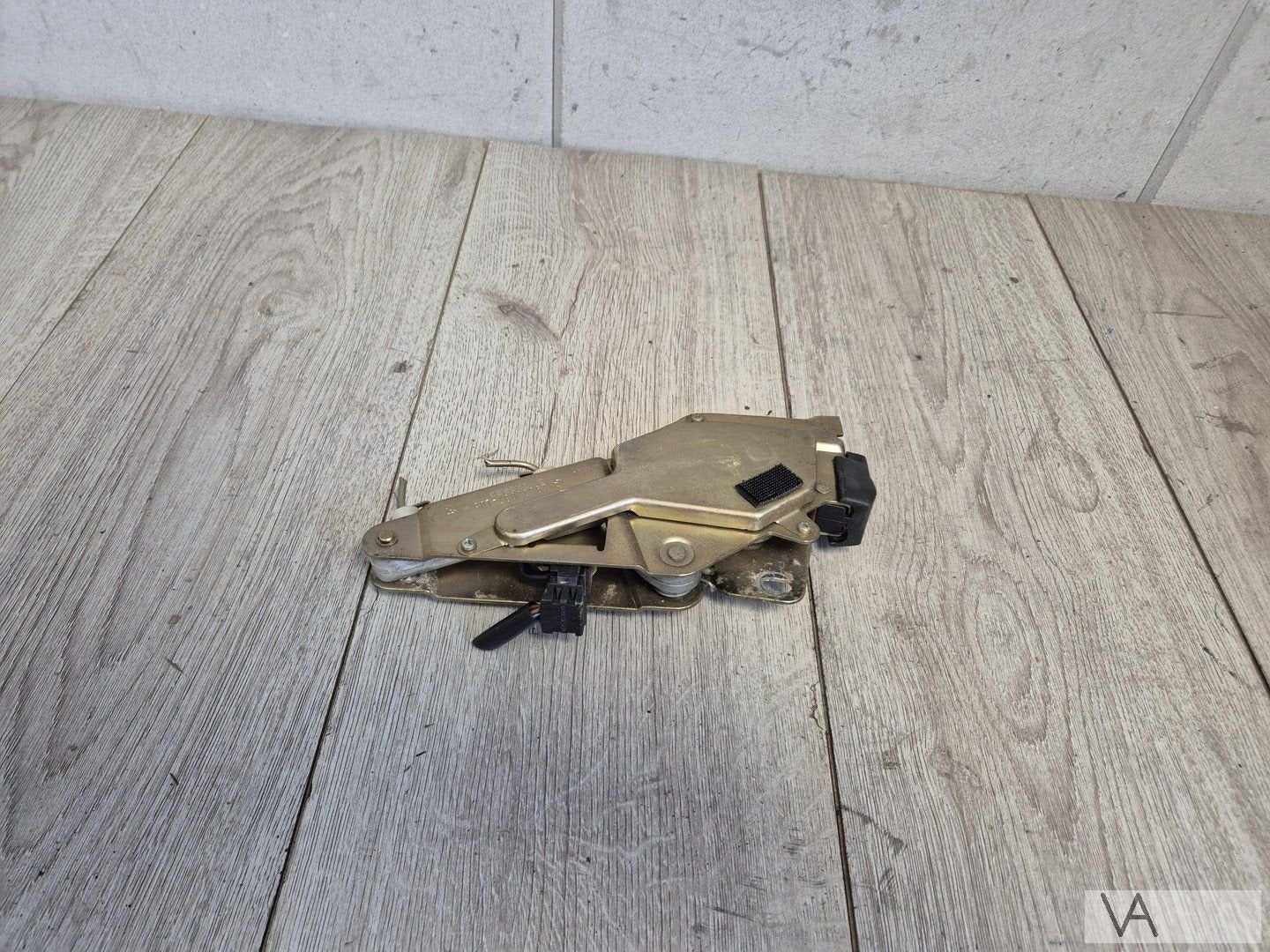 Tonneau / dak haak montagehaak slot van Mercedes SL R129, Auto-onderdelen, Carrosserie, Gebruikt, -, Ophalen of Verzenden, -