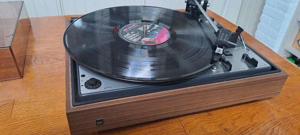 Dual 1225 volautomatische platenspeler in mint staat, Tourne-disque, Enlèvement ou Envoi, Comme neuf, Dual