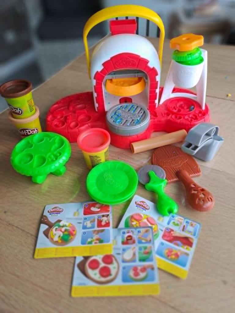 Play Doh " Pizza Chef " Volledig, Ophalen, Zo goed als nieuw, Knutselen