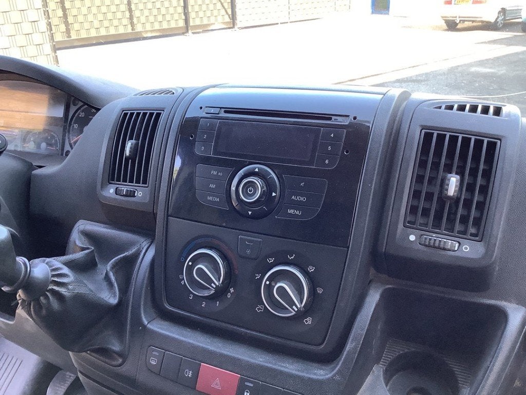 RADIO Peugeot Boxer (U9) (01-2006/12-2023) (|1610863080|), Autos : Pièces & Accessoires, Kontakt-peugeot@peugeot.com, Utilisé