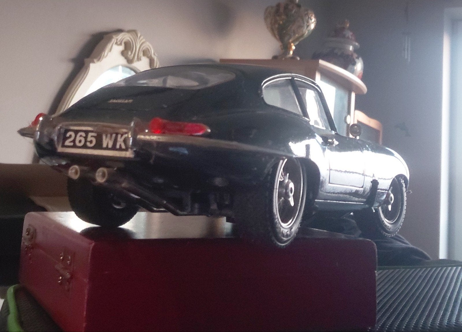 1:18 Burago Jaguar e type, Hobby & Loisirs créatifs, Enlèvement ou Envoi, Burago