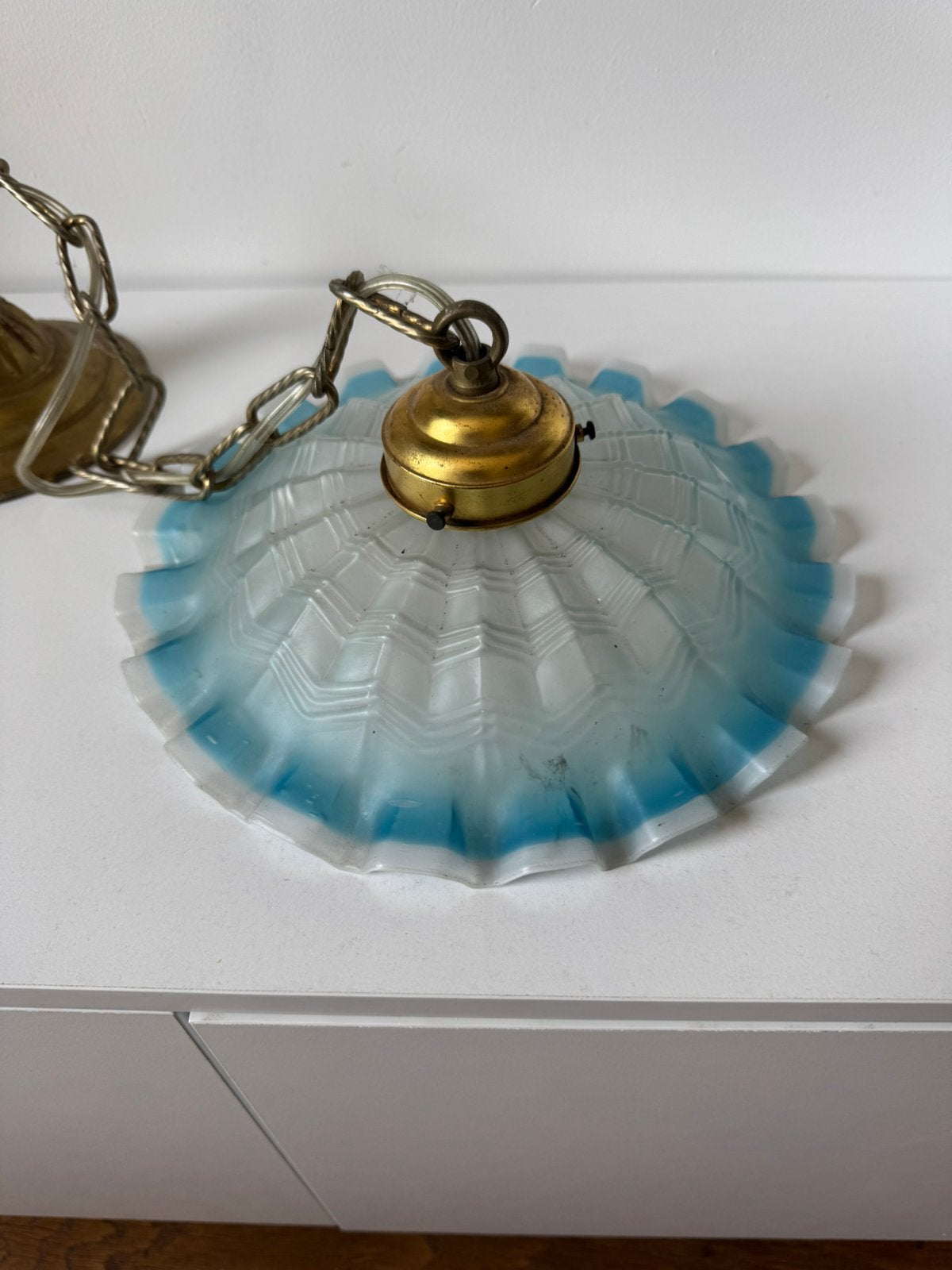 Supension vintage en opaline bicolore, Antiquités & Art, Enlèvement ou Envoi