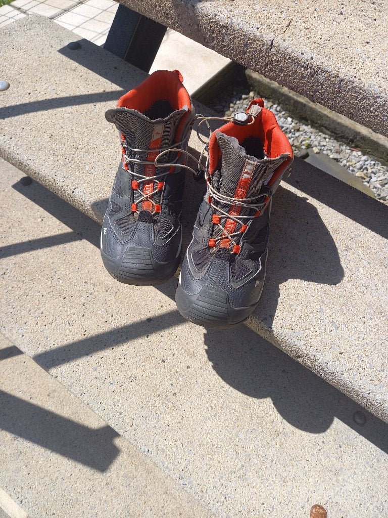 chaussures de marche enfant pointure 38, Enfants & Bébés, Enlèvement, Chaussures