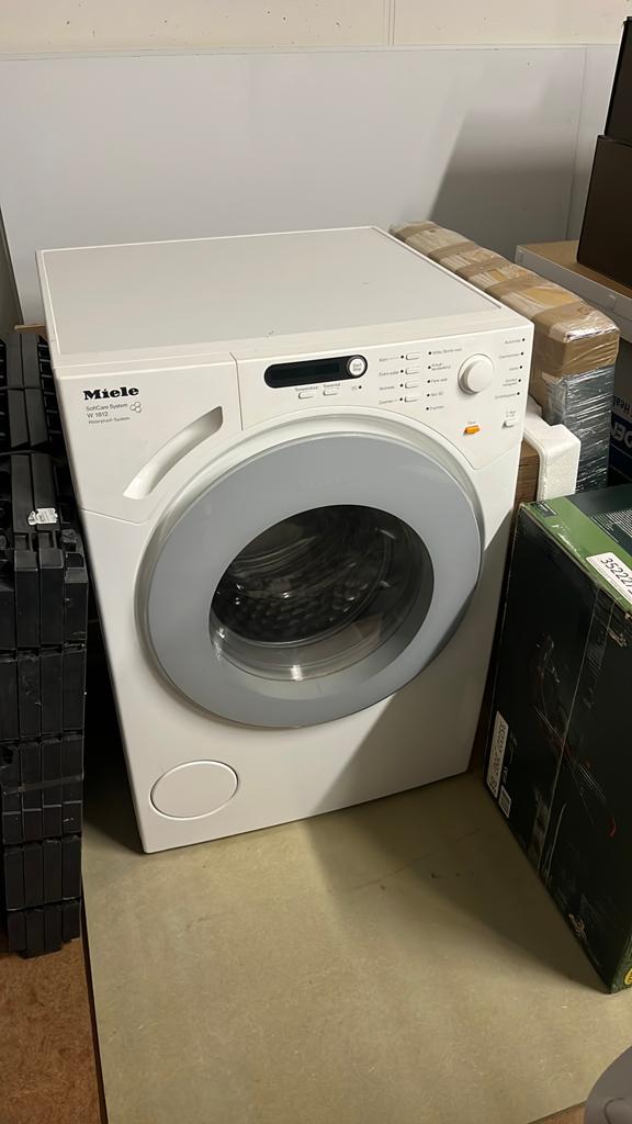 Miele machine à laver pour pièces, Electroménager, Lave-linge, Enlèvement, Ne fonctionne pas