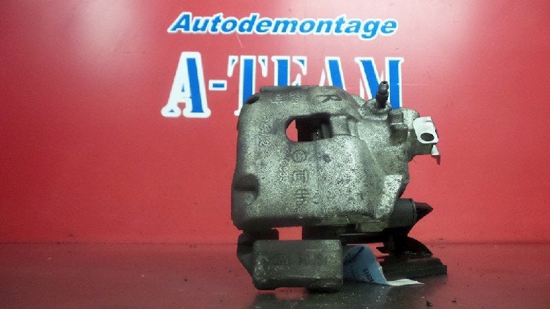ETRIER DE FREIN AVANT DROIT ABS Fiat 500 (312), FCA Germany GmbH, IPC D1-09 Bahnhofsplatz
65423  Rüsselsheim am Main, DE, Utilisé