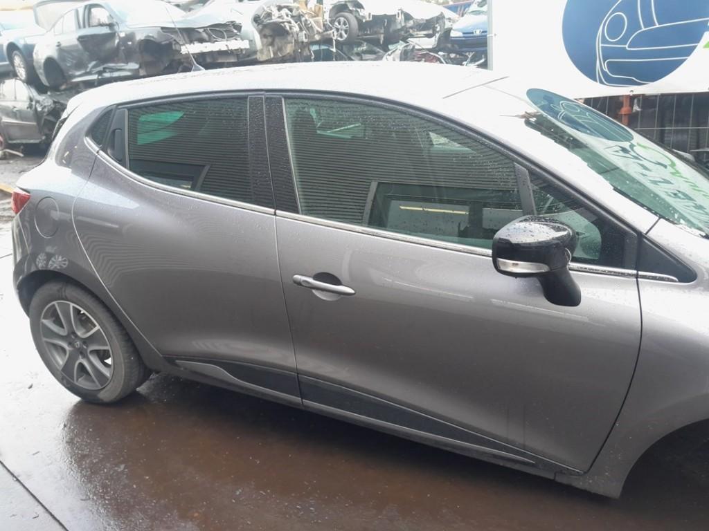 SPIEGEL RECHTS Renault Clio IV (5R) (963016226R), Auto-onderdelen, Gebruikt, Renault