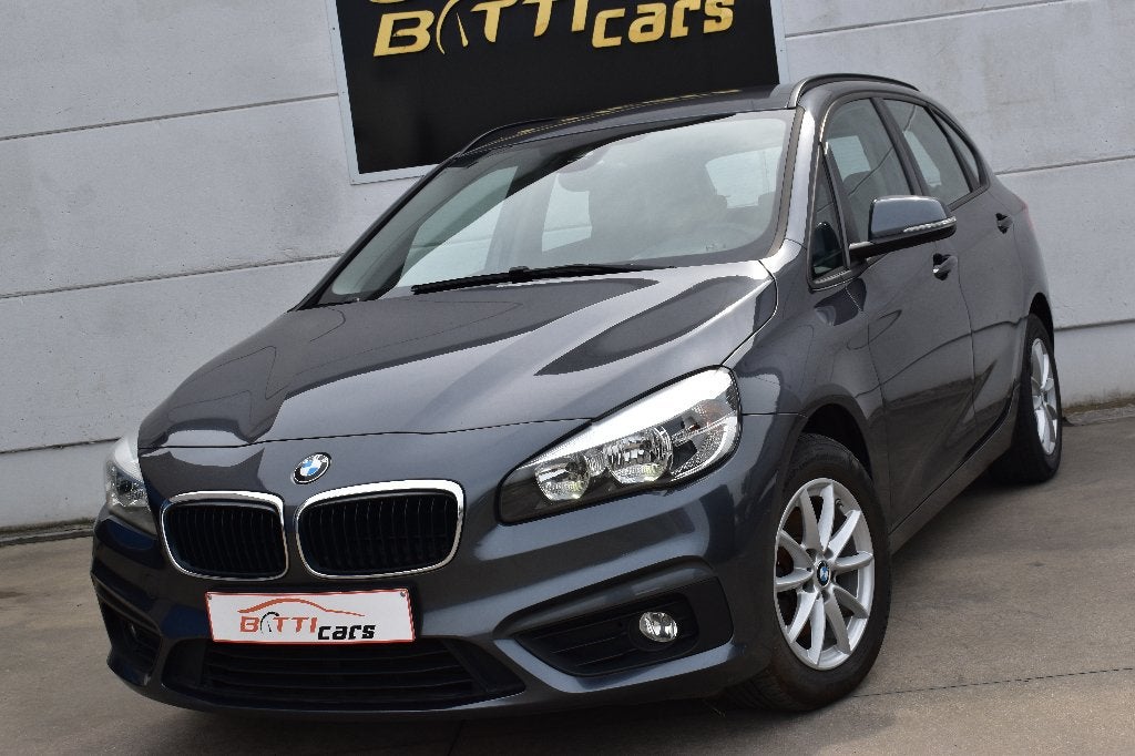 BMW 216 Activ Tourer || GPS || 2-zone Airco || PDC, Auto's, BMW, Voorwielaandrijving, Euro 6, Lichtsensor, 2 Reeks Active Tourer