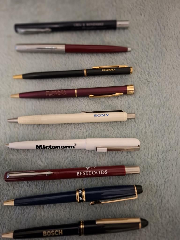 STYLO A BILLES COLLECTION, Collections, Stylos, Enlèvement, Comme neuf, Stylo