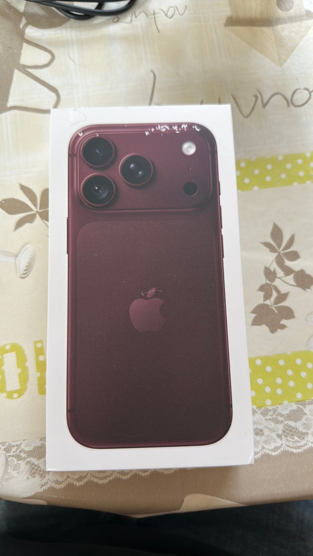 Iphone 18 pro - Burgundy, Télécoms, Enlèvement, Neuf, 256 GB