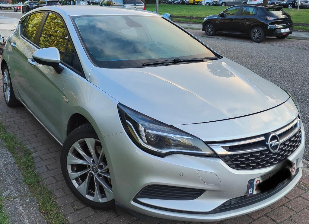 Opel Astra 2016 - Automaat - Euro 6b, Auto's, Opel, Automaat, Euro 6, 1600 cc, Diesel