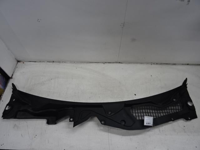 SIERLIJSTEN VOORRUIT Ford USA Mustang VI Fastback, Auto-onderdelen, Gebruikt, Voor, Mevr. I. Hauben, Rue de l'Espoir 34 34
4030  GRIVEGNÉE, BE