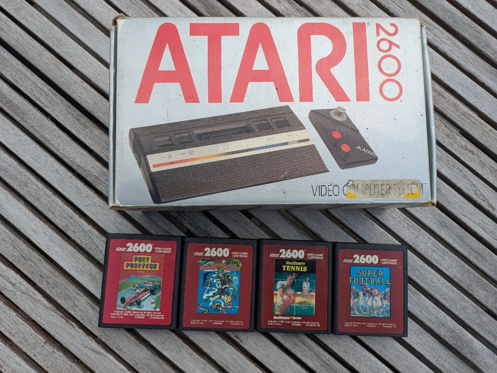 Atari 2600 met 4 games in perfecte staat, Games en Spelcomputers, Games | Atari, Ophalen of Verzenden, Gebruikt, Atari 2600