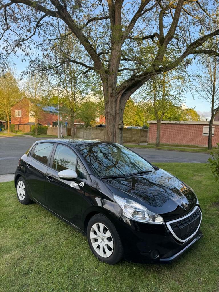 Peugeot 208 1.0Benzine 2015 Euro 5B Gekeurd voor verkoop, Auto's, Peugeot, Particulier, Te koop, Benzine