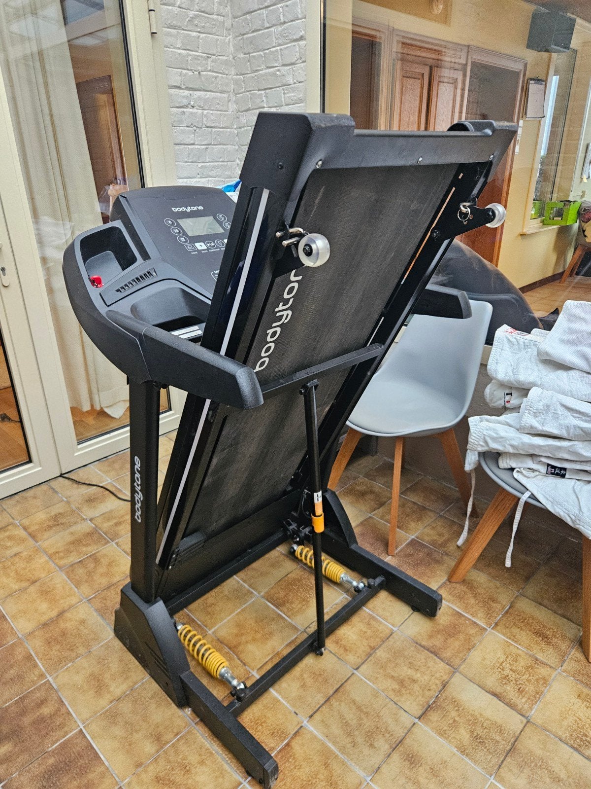 tapis roulant Bodytone robuste, Enlèvement, Comme neuf