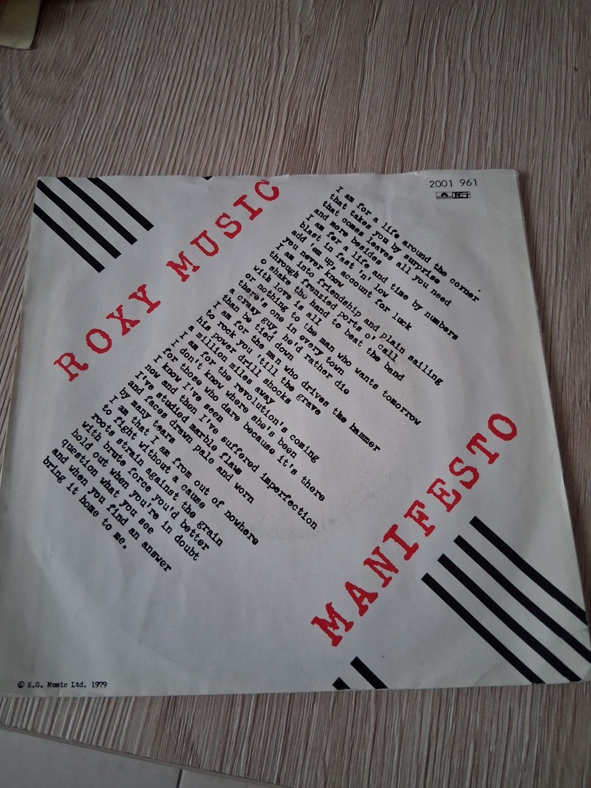 Musique de Roxy, Enlèvement