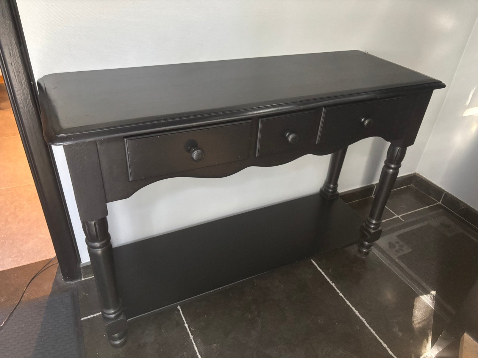 Armoire d'entrée en bois noir avec tiroirs, Maison & Meubles, 100 à 150 cm, 25 à 50 cm, Enlèvement, Utilisé