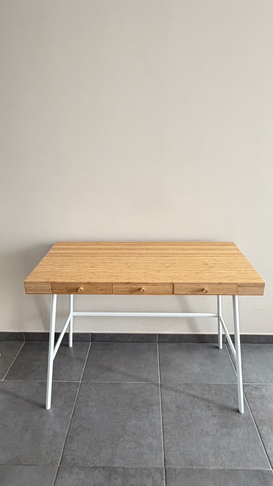 Stijlvol IKEA LILLÅSEN bamboe bureau / pc-tafel, Ophalen, Zo goed als nieuw, IKEA, Wit