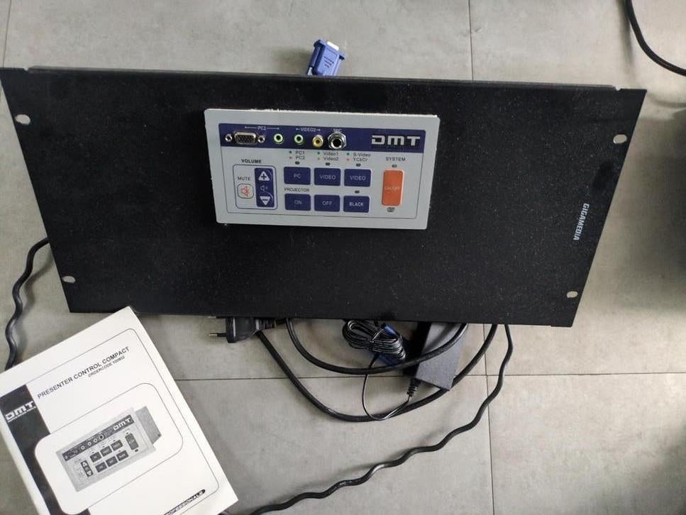 Presenter control compact, Ophalen