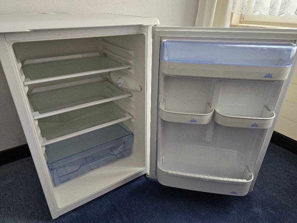 Kleine Frigo in goede staat, Zonder vriesvak, 60 cm of meer, Zo goed als nieuw, Ophalen