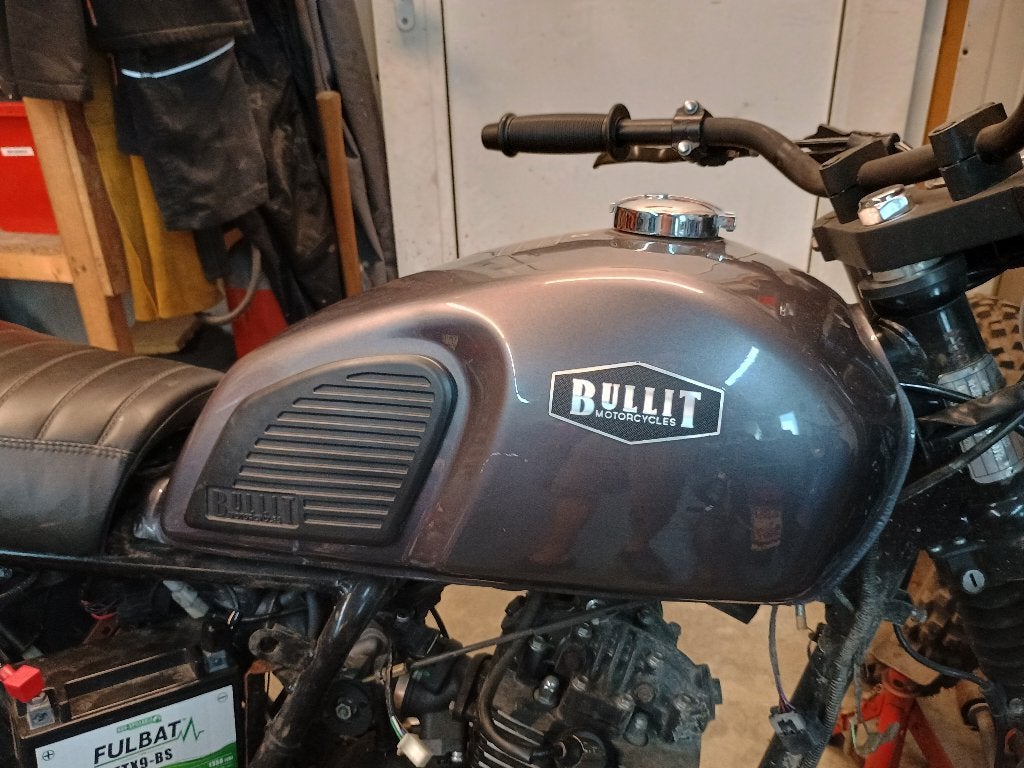 Tank bullit bluroc legend, Motoren, Ophalen, Gebruikt