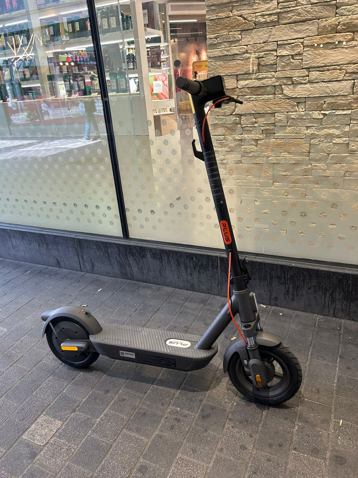 Trottinette a vendre utuliser 1 fois, Enlèvement ou Envoi, Comme neuf