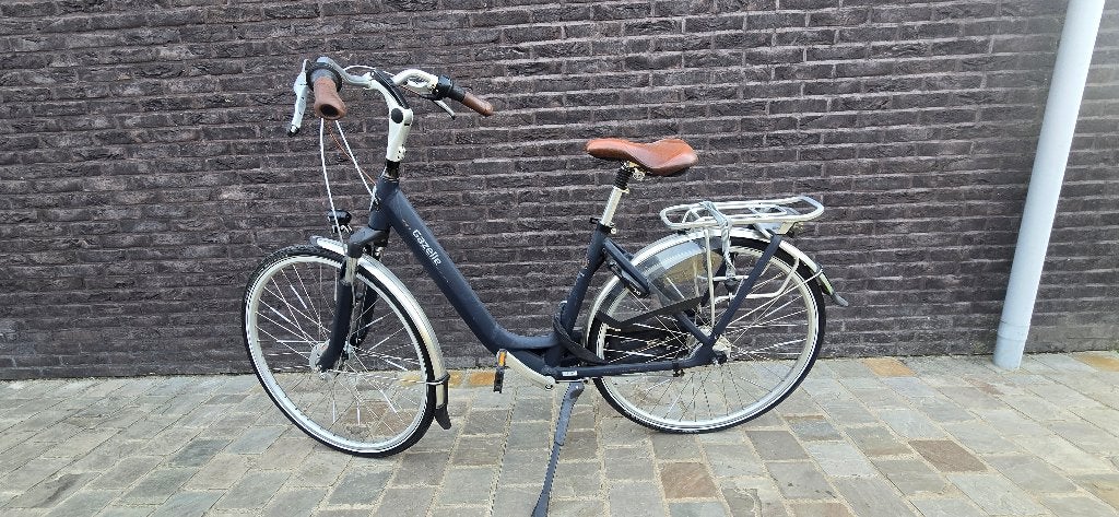 Damesfiets, Ophalen, Zo goed als nieuw, Gazelle