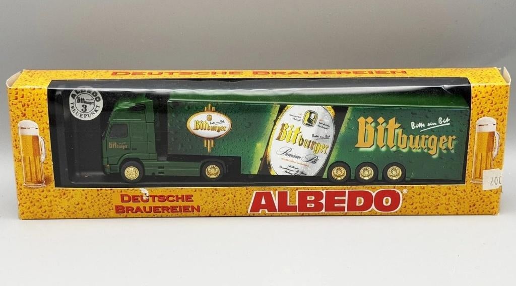 1:87 Albedo 320073 Volvo truck & trailer Bitburger bier, Hobby en Vrije tijd, Modelauto's | 1:87, Zo goed als nieuw, Bus of Vrachtwagen