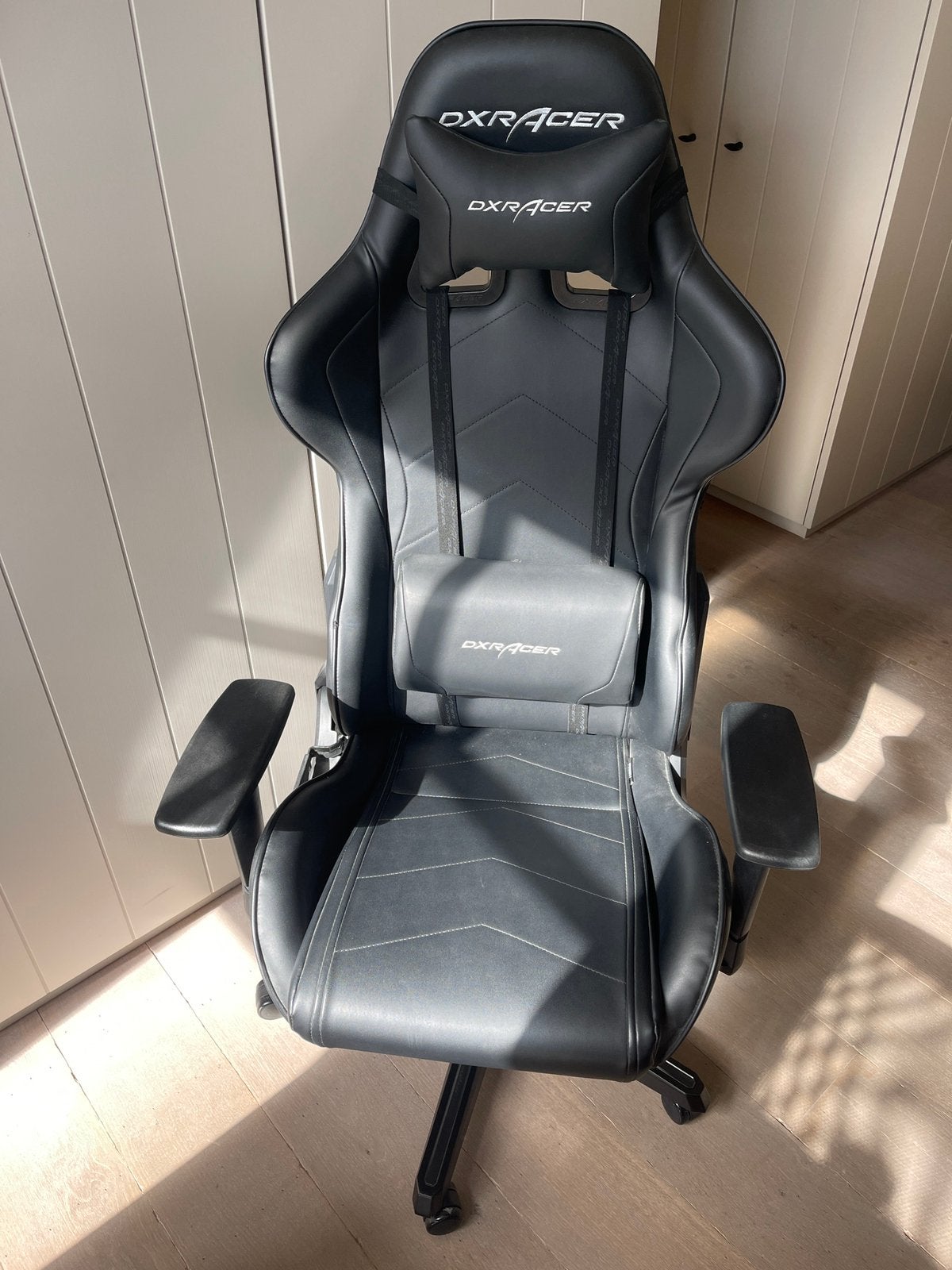 Dxracer gaming bureaustoel, Ophalen, Gebruikt, Zwart, Gaming bureaustoel