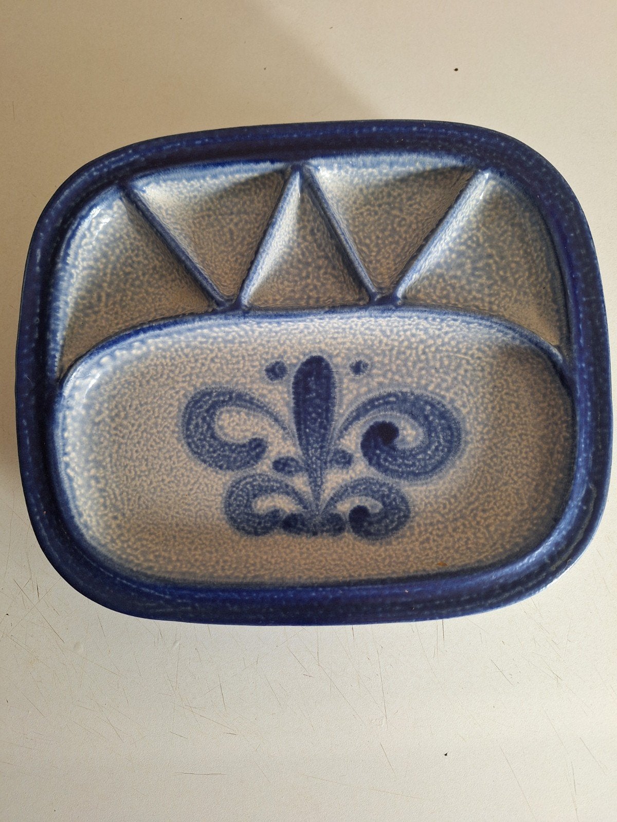 Lot d assiettes et plateaux, Maison & Meubles, Enlèvement, Comme neuf, Vintage