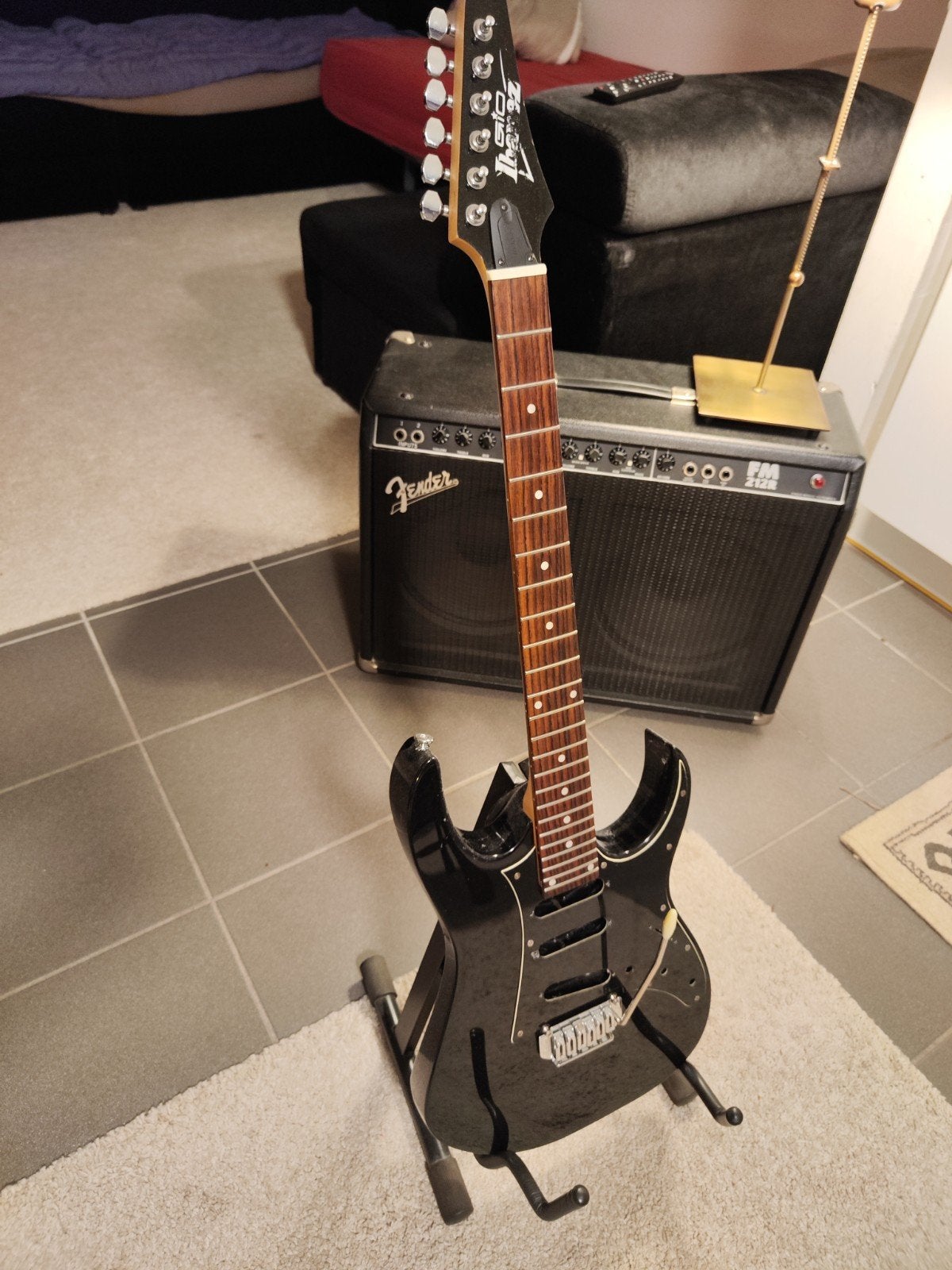 Ibanez, Enlèvement, Ibanez
