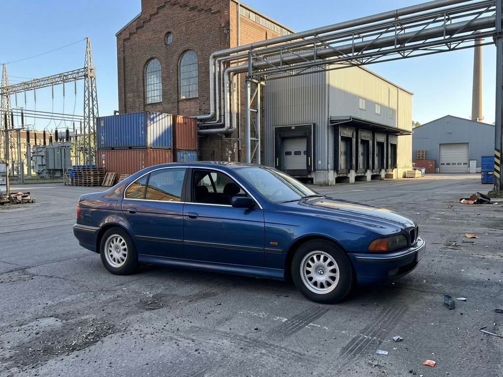 Prachtige BMW E39 523i – 6-in-Lijn -Oldtimer Regeling!, Auto's, Particulier, 5 Reeks, Te koop, Benzine