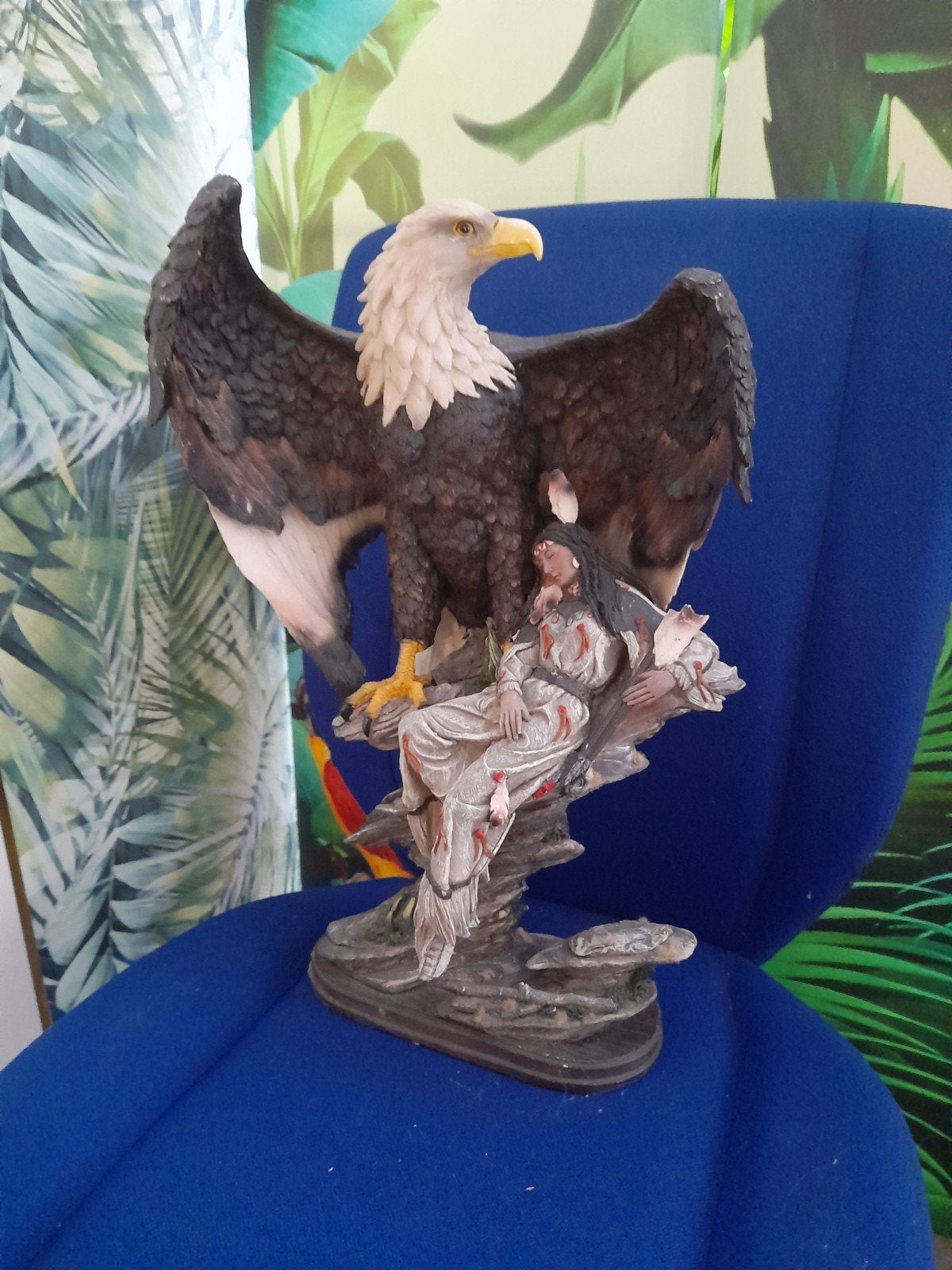 Aigle Royale avec Amérindienne, Enlèvement