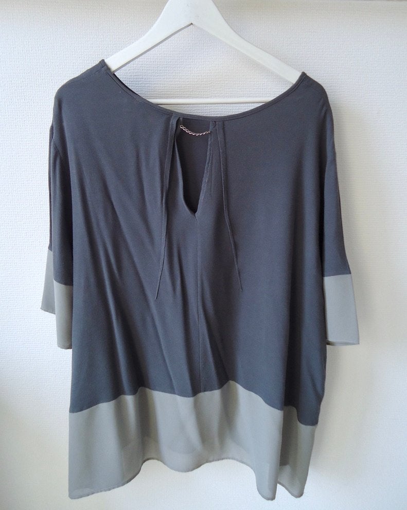 Blouse 2 tons de gris, Enlèvement ou Envoi, Porté, Taille 46/48 (XL) ou plus grande, Gris