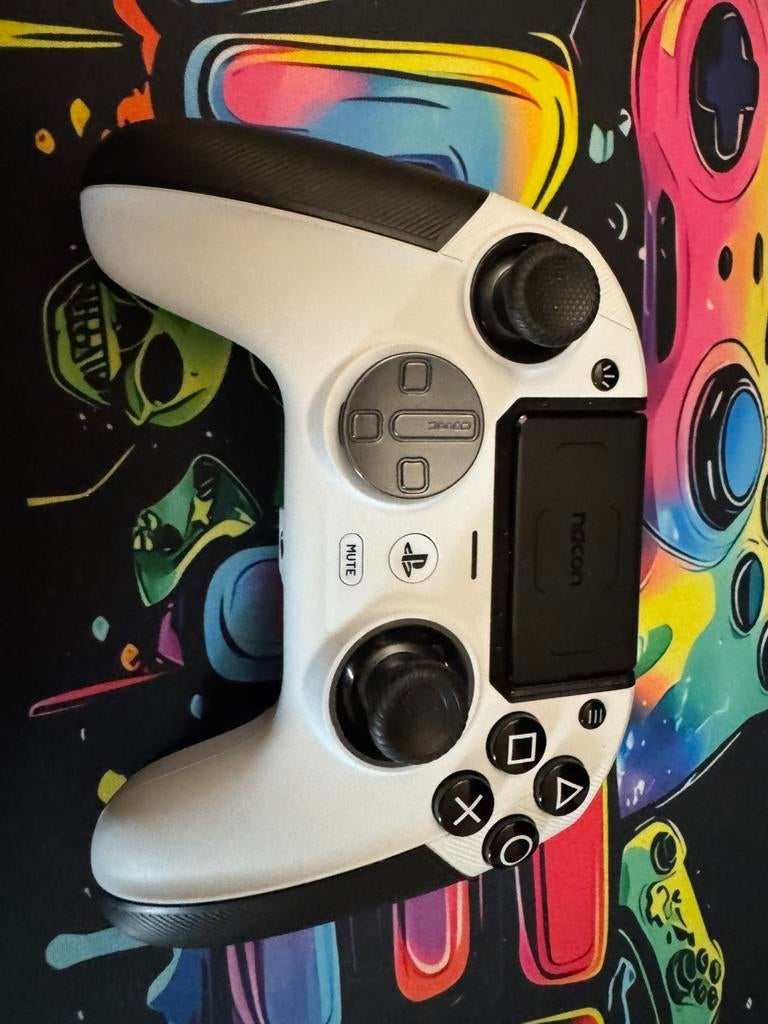 NACON Revolution Pro 5 draadloze controller - PC - PS4 - PS5, Ophalen, Zo goed als nieuw, Controller