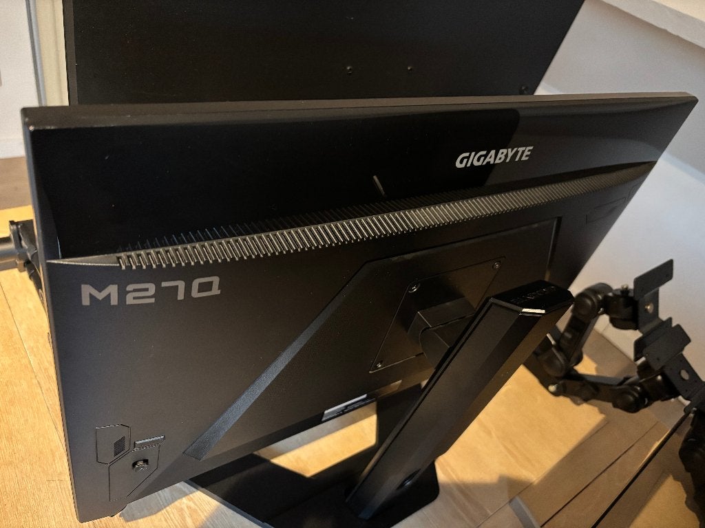 Monitor GIGABYTE M27Q (REVISIE 1.0) - QHD - USB C, Computers en Software, Ophalen, Minder dan 1 ms, Zo goed als nieuw, DisplayPort