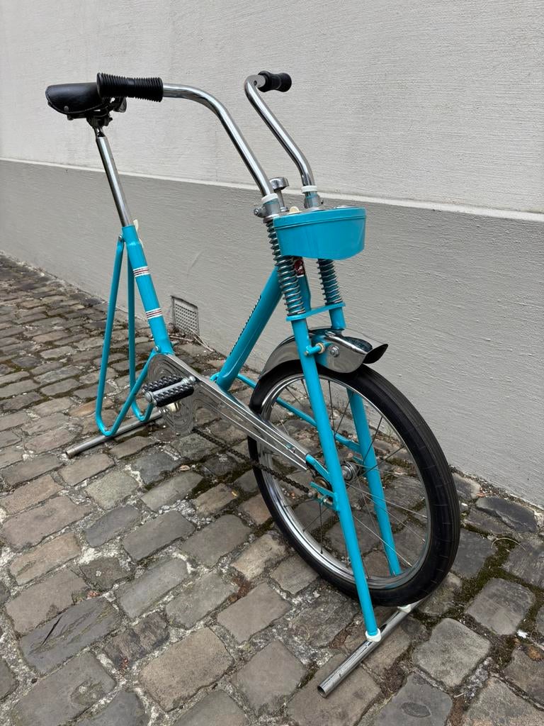 Vintage hometrainer van het merk “International”, Fietsen en Brommers, Ophalen, Zo goed als nieuw