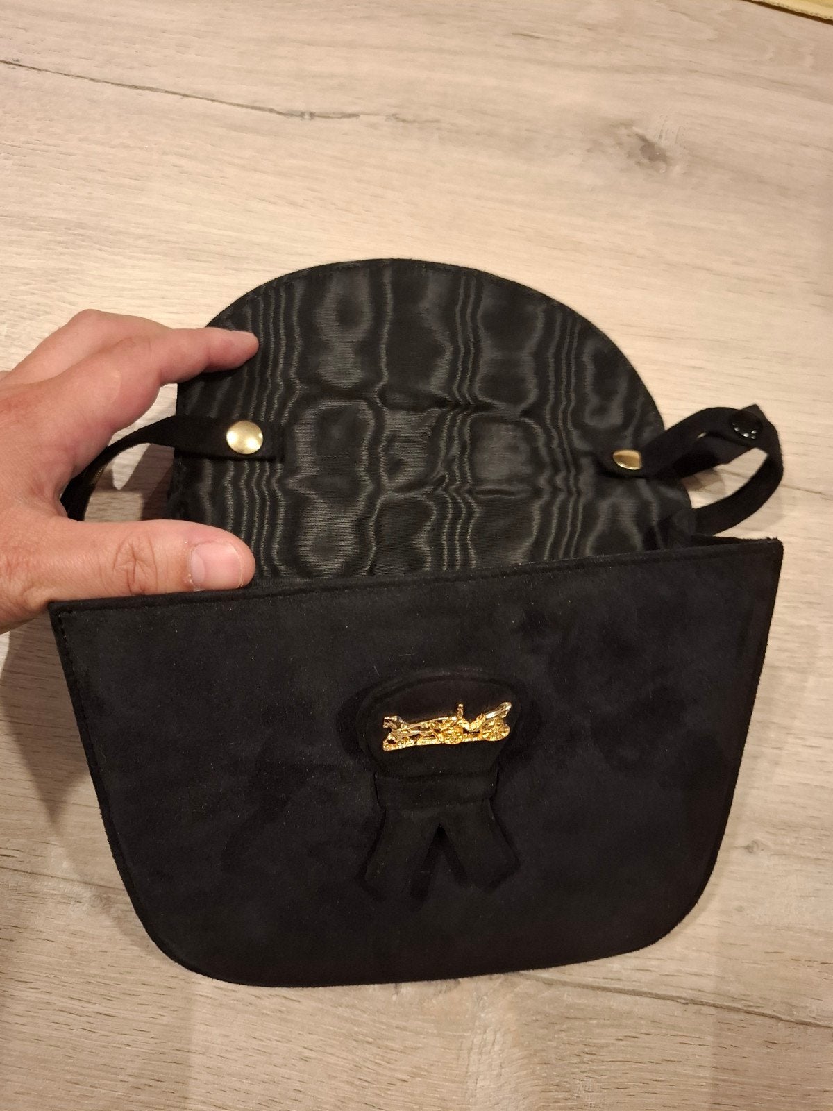Handtas Celine, Bijoux, Sacs & Beauté, Enlèvement, Neuf, Noir, Sac à bandoulière