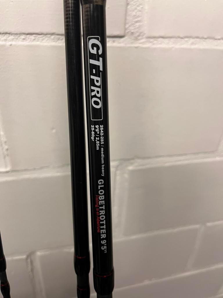 GT pro globetrotter 9,5  reis hengel 3 delen, Enlèvement, Neuf