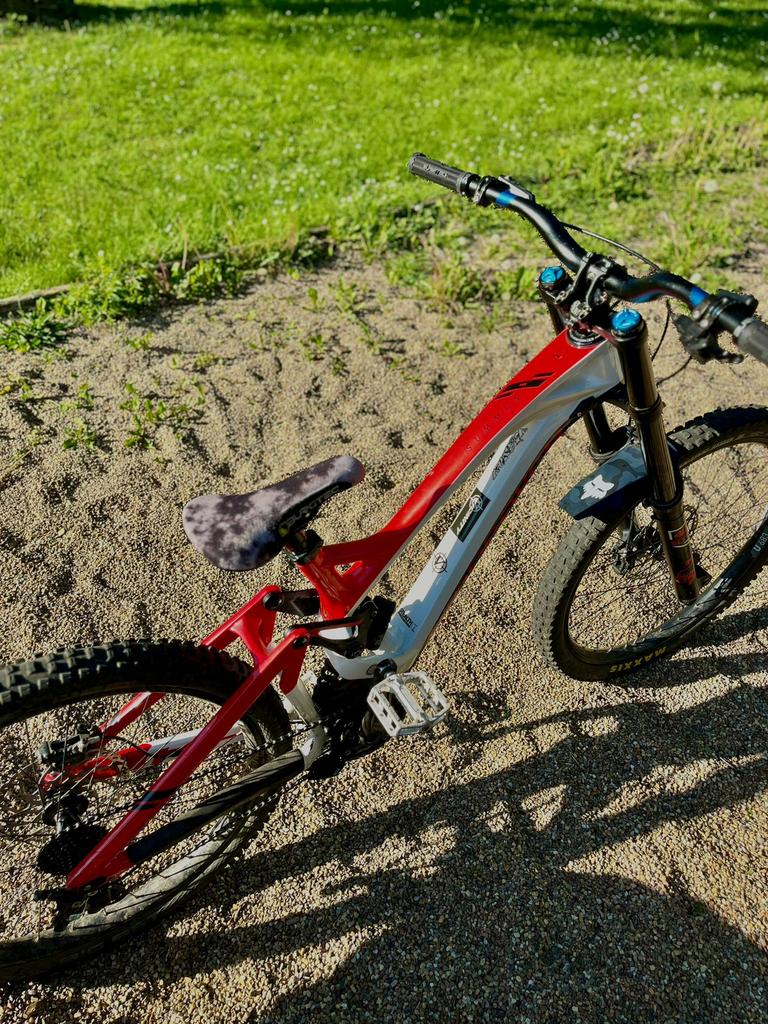 Mondraker Summum Pro Carbon 2019 taille S, Enlèvement ou Envoi