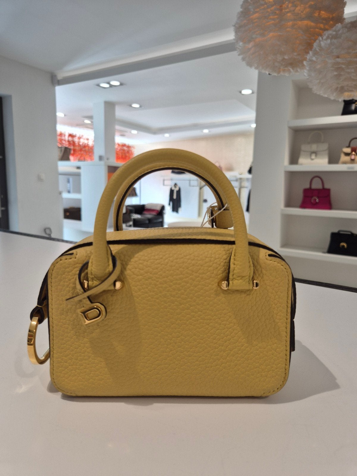 Delvaux Coolbox Nano Pollen, Enlèvement, Comme neuf, Jaune, Sac à main