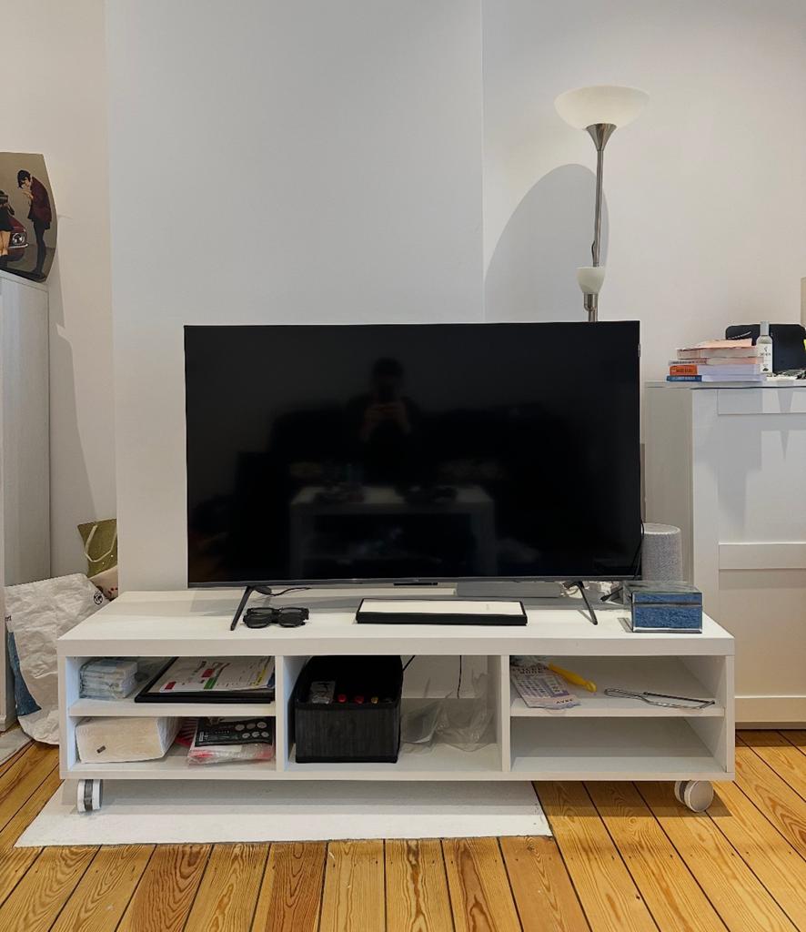 Meuble TV a roulette, Enlèvement, Comme neuf