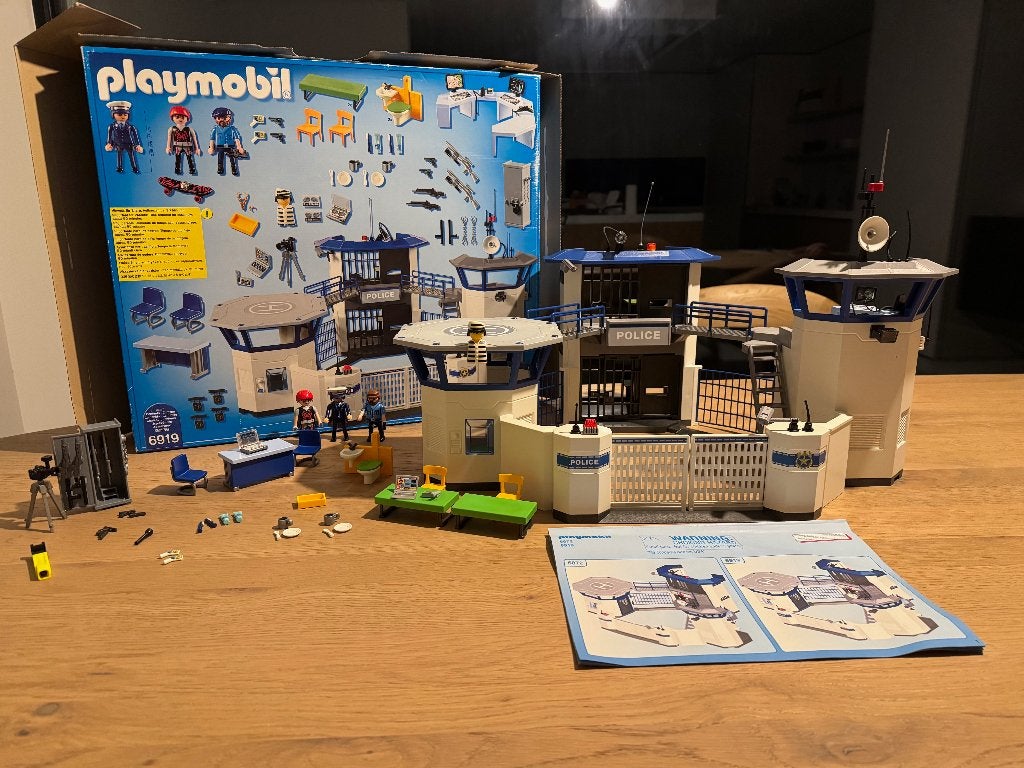 Playmobil City Action 6919 Police Headquarters with Prison, Kinderen en Baby's, Ophalen, Gebruikt, Gebouw, Complete set