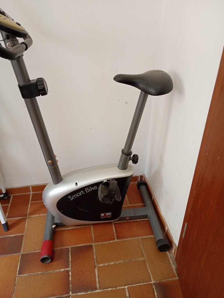 vélo d'appartement, Enlèvement, Utilisé, Vélo d'appartement