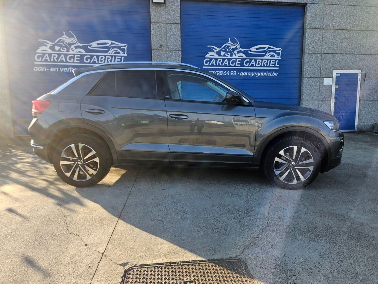 Volkswagen T-Roc Mark 1 (2017-2022) (automatique), Autos, Argent ou Gris, Achat, Euro 6, Carnet d'entretien