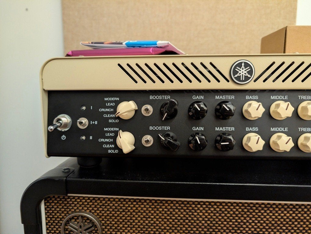 Yamaha THR 100 HD met cab en switch, Muziek en Instrumenten, Ophalen, Zo goed als nieuw, Gitaar