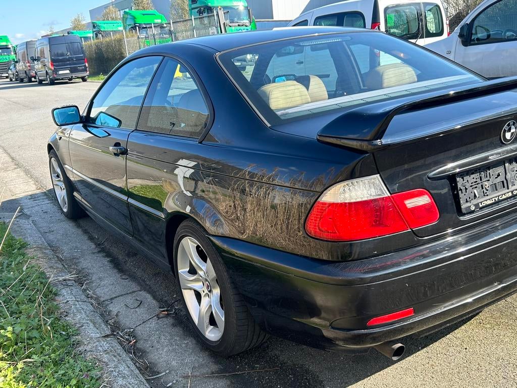 Bmw e46 318ci/ motor draait onregelmatig/ facelift 2004, Auto's, 100 kW, 1998 cc, 4 cilinders, Zwart