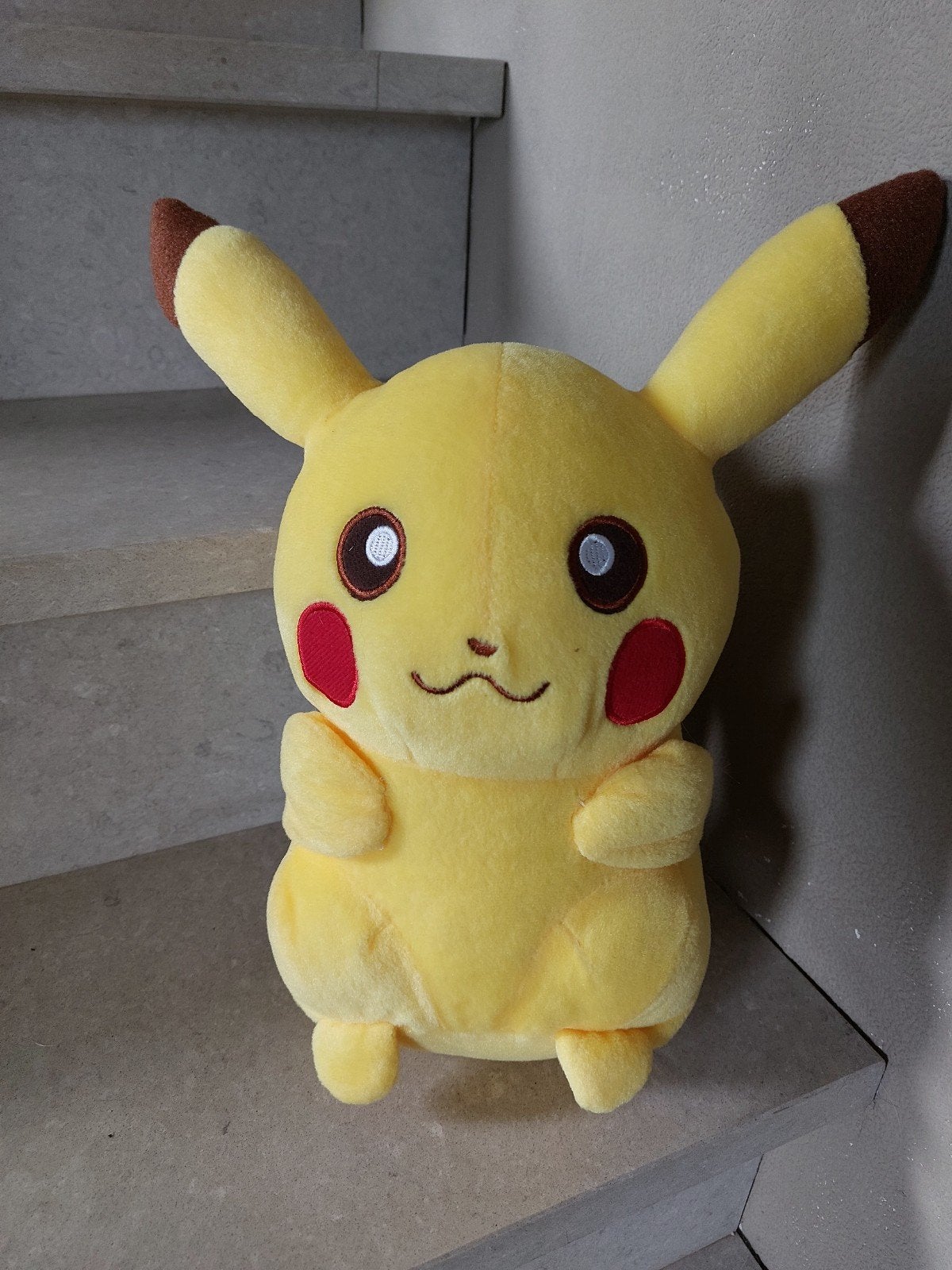 knuffel pikachu, Ophalen