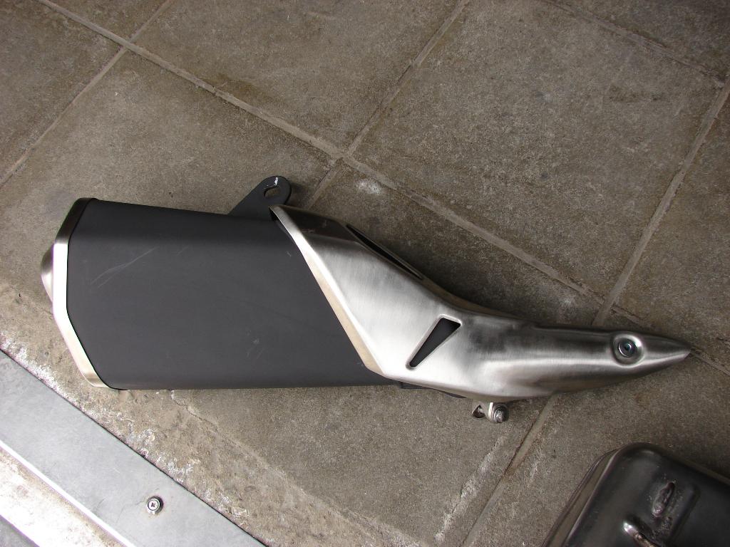 Kawasaki Z-900 ZR 900 PERFORMANCE 2017 silencieux origine, Enlèvement, Comme neuf