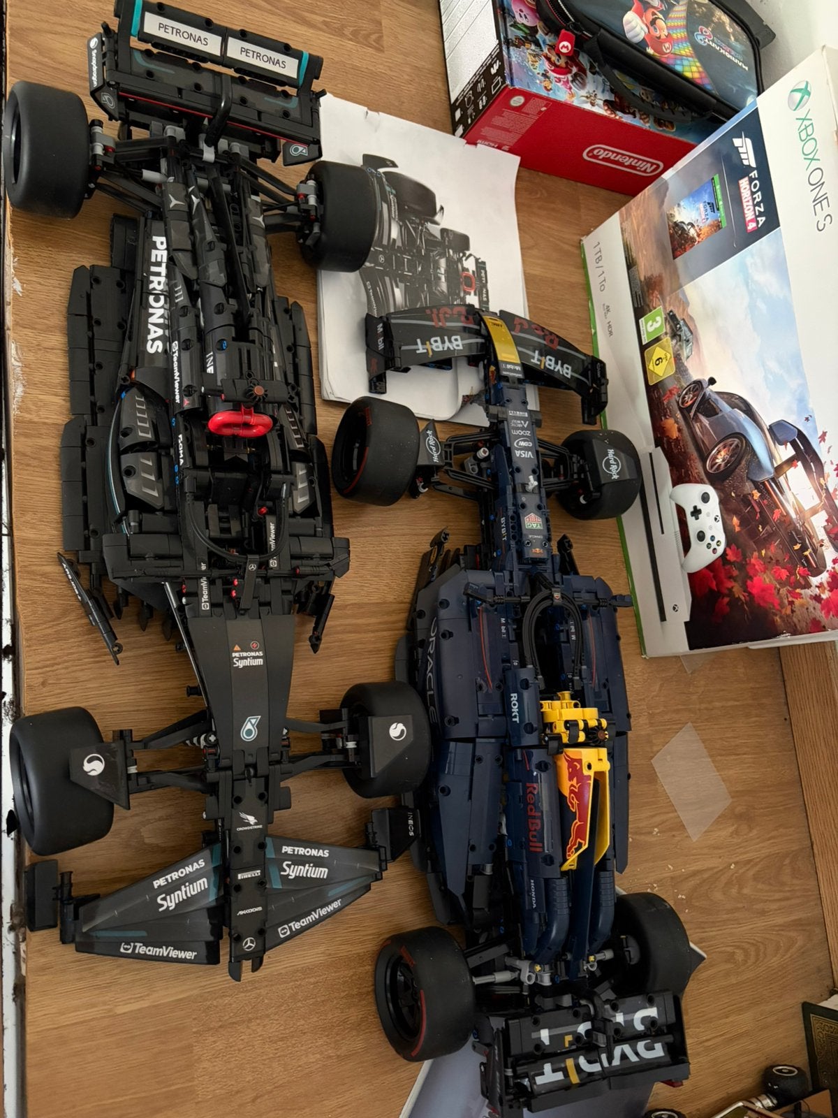 Lego amg  petranos w14 +rebull f1, Enlèvement, Comme neuf