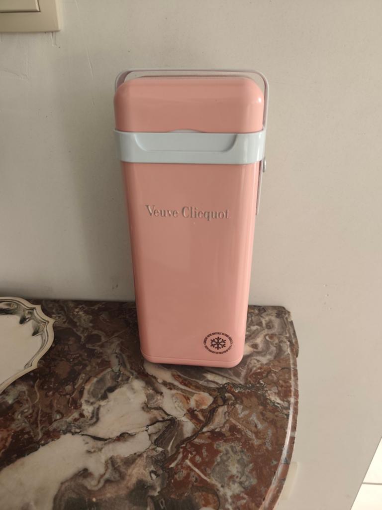 Jolie glacière Veuve Clicquot. Garde frais jusqu'à 2 h. Neuf, Huis en Inrichting, Ophalen of Verzenden